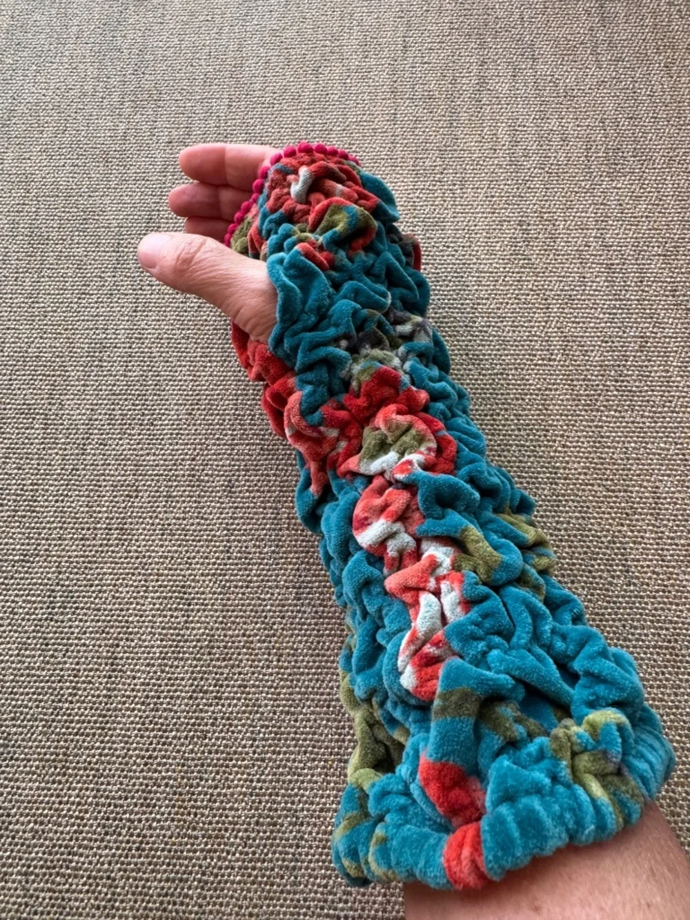 Exhuberant 100% cotton fingerless handwarmers